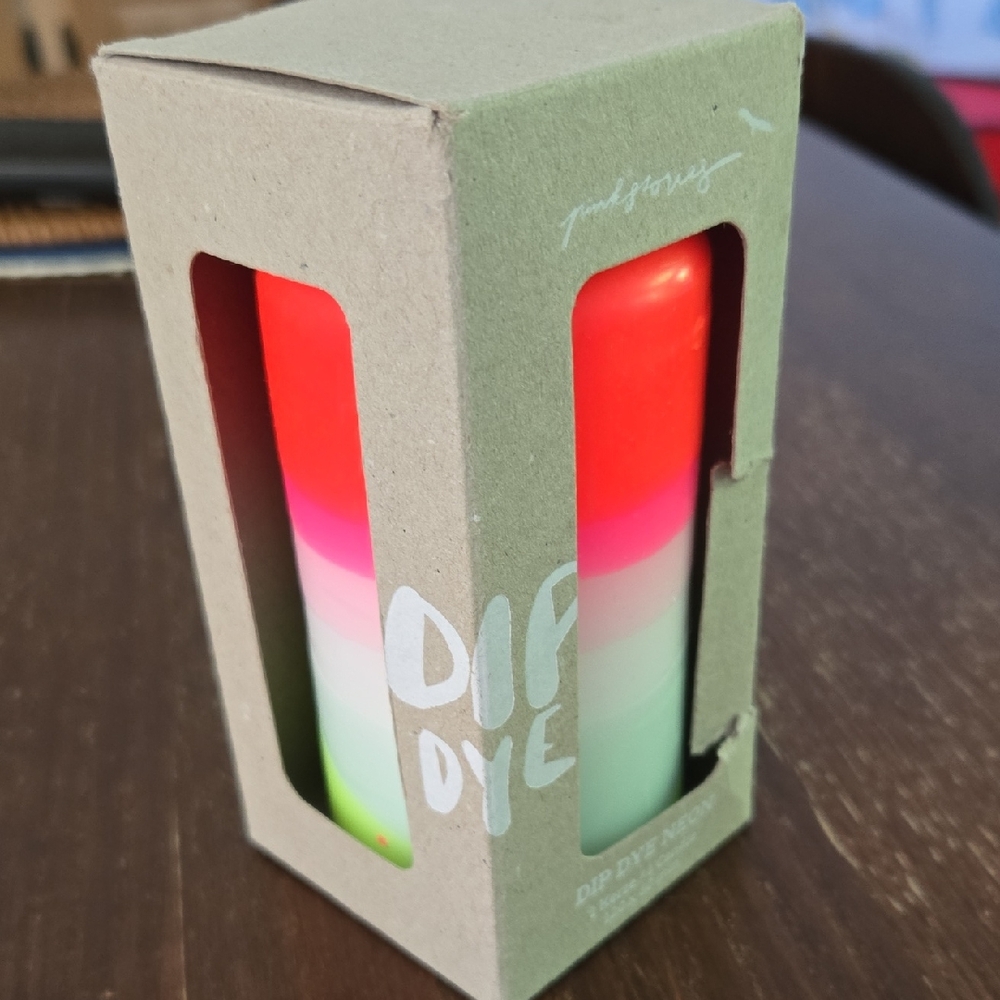 Dip Dye Neon Candle